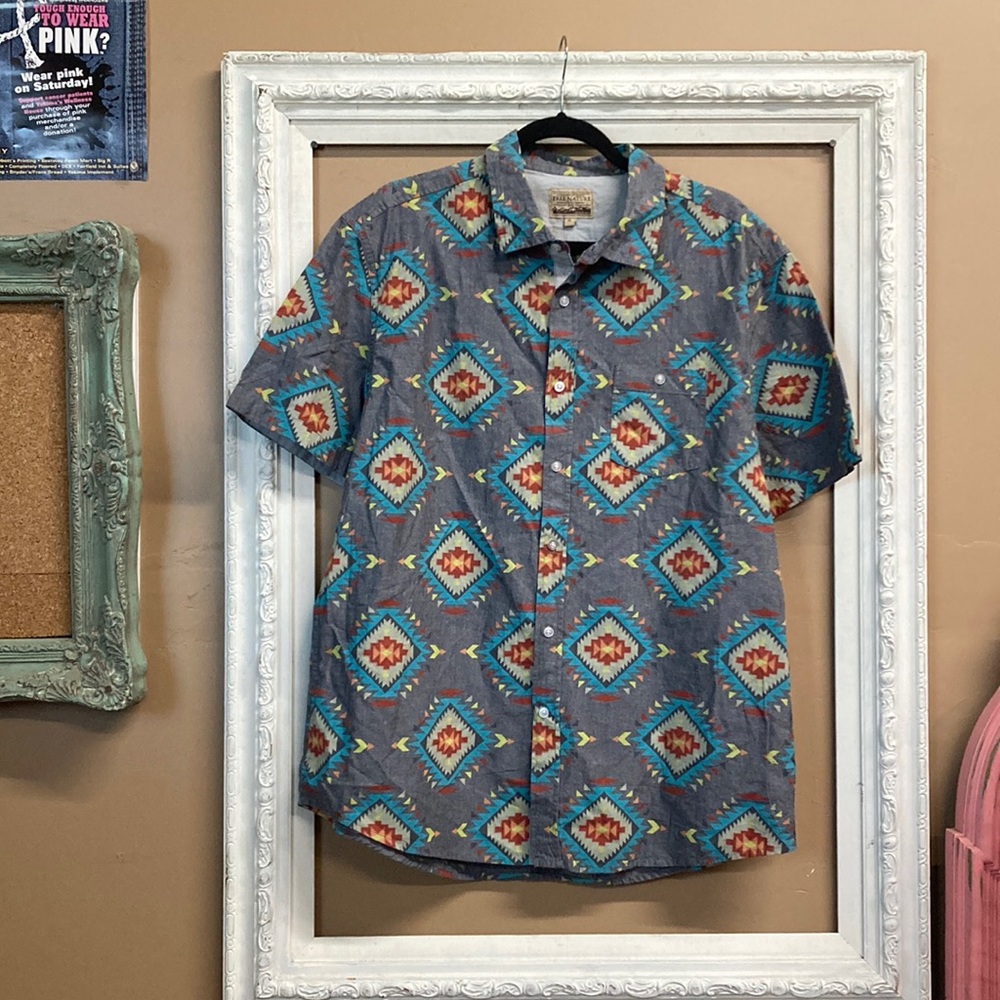 Men’s Free nature button down